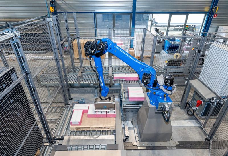 BK Automation - Custom Robot Palletizer 2024